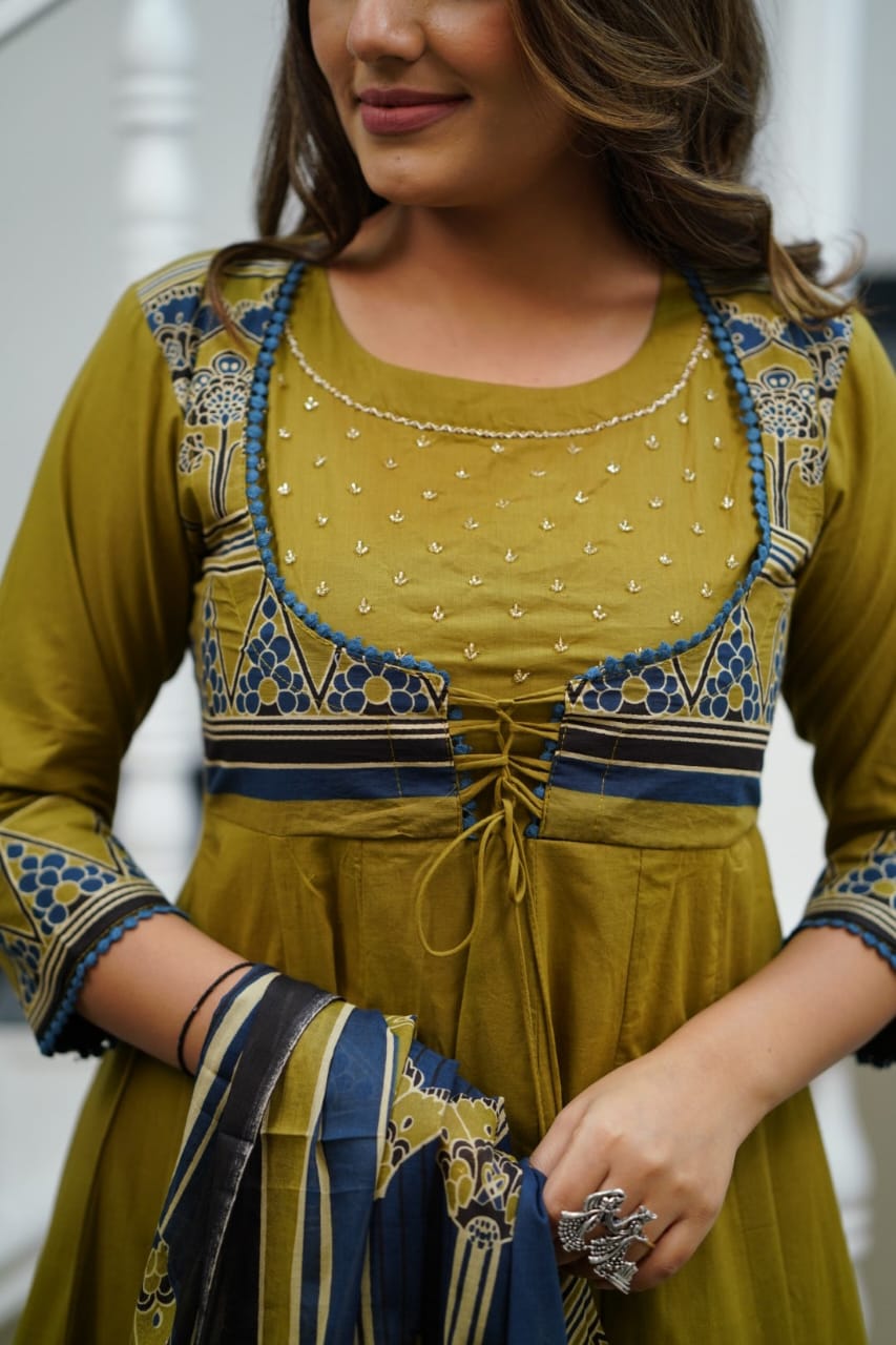 lightens the soul cotton anarkali set
