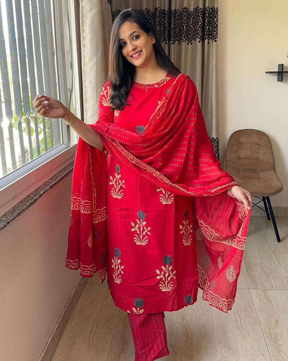 Pure Fine cotton  Fabric Kurti With Pant And Dupatta