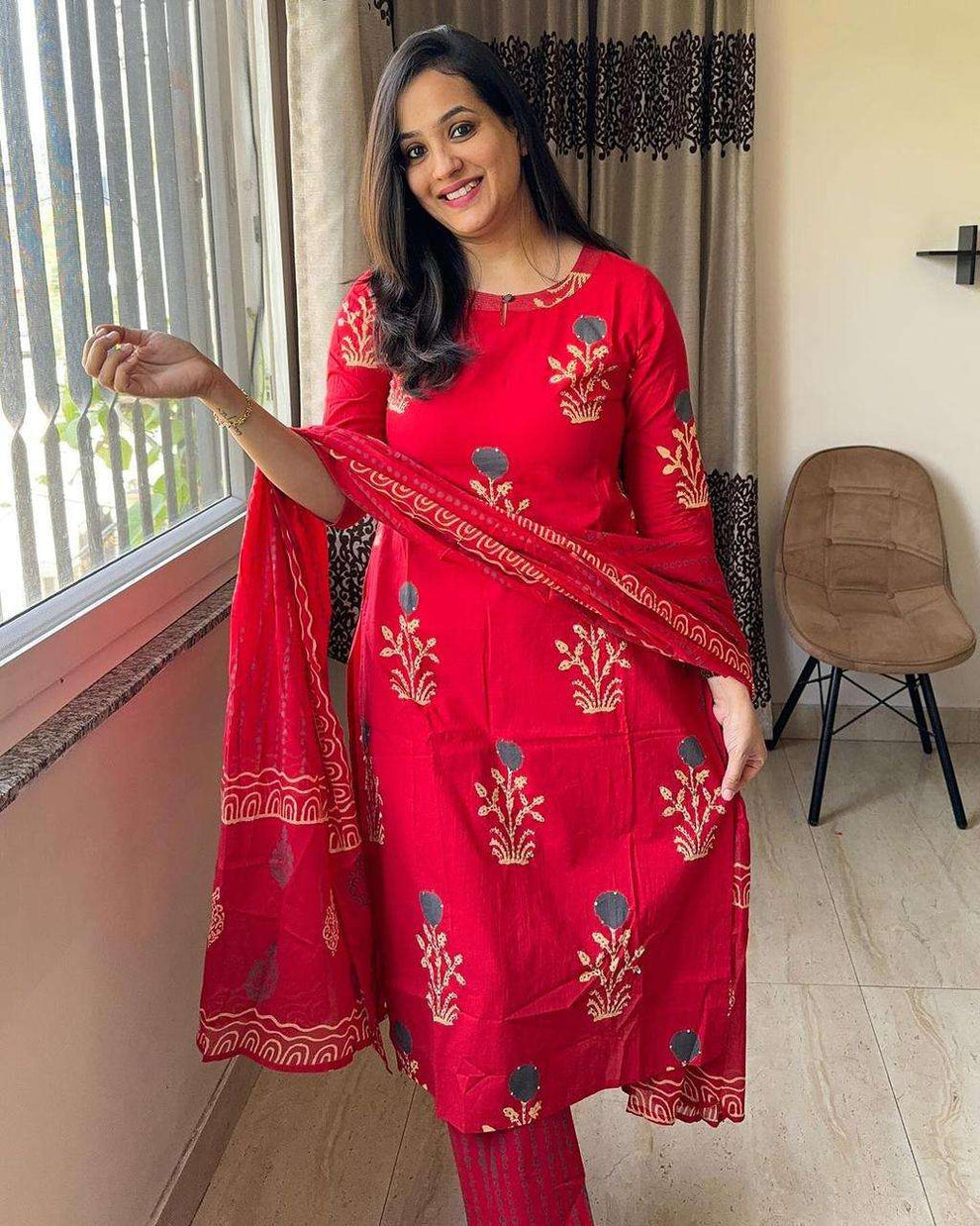 Pure Fine cotton  Fabric Kurti With Pant And Dupatta