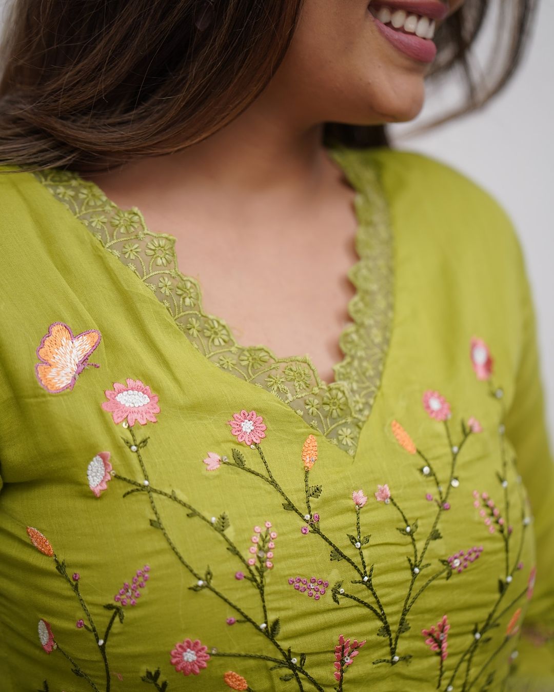 Green Color Beautiful  Cotton Suit Set.